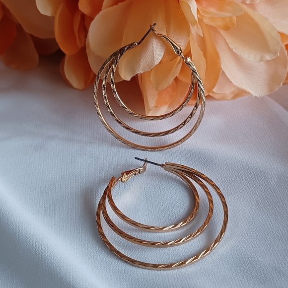 Golden Spiral Hoop Earrings - Picture 4 of 15